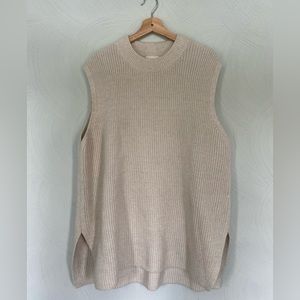 Ribbed knit sweater vest size XL.